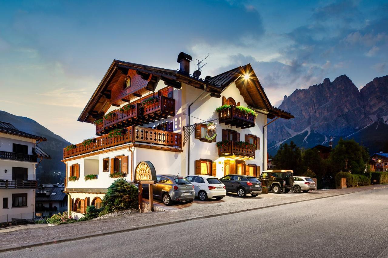 Hotel Natale Cortina dʼAmpezzo Kültér fotó