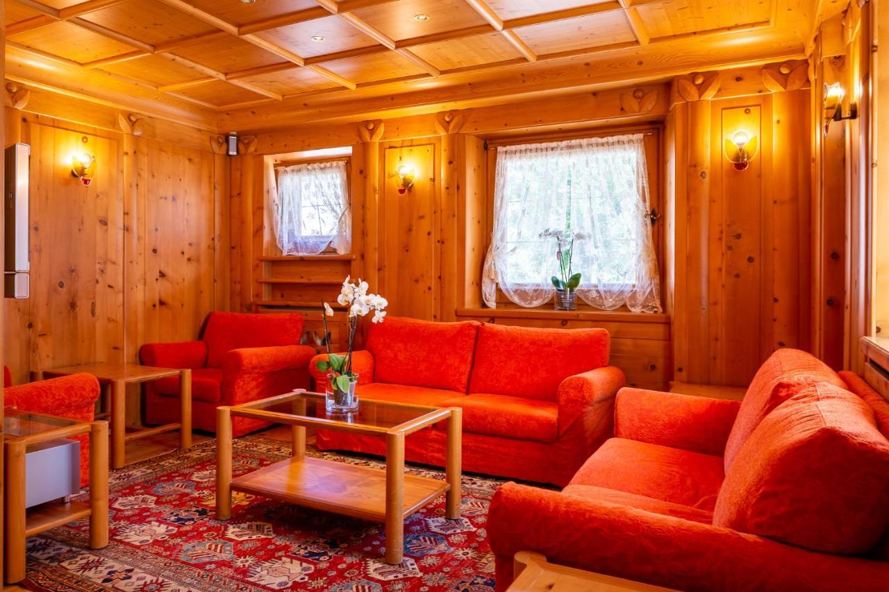 Hotel Natale Cortina dʼAmpezzo Kültér fotó
